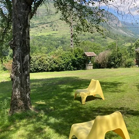 09 Chalet